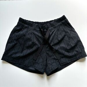 Lululemon Spring Break Away Shorts - 4